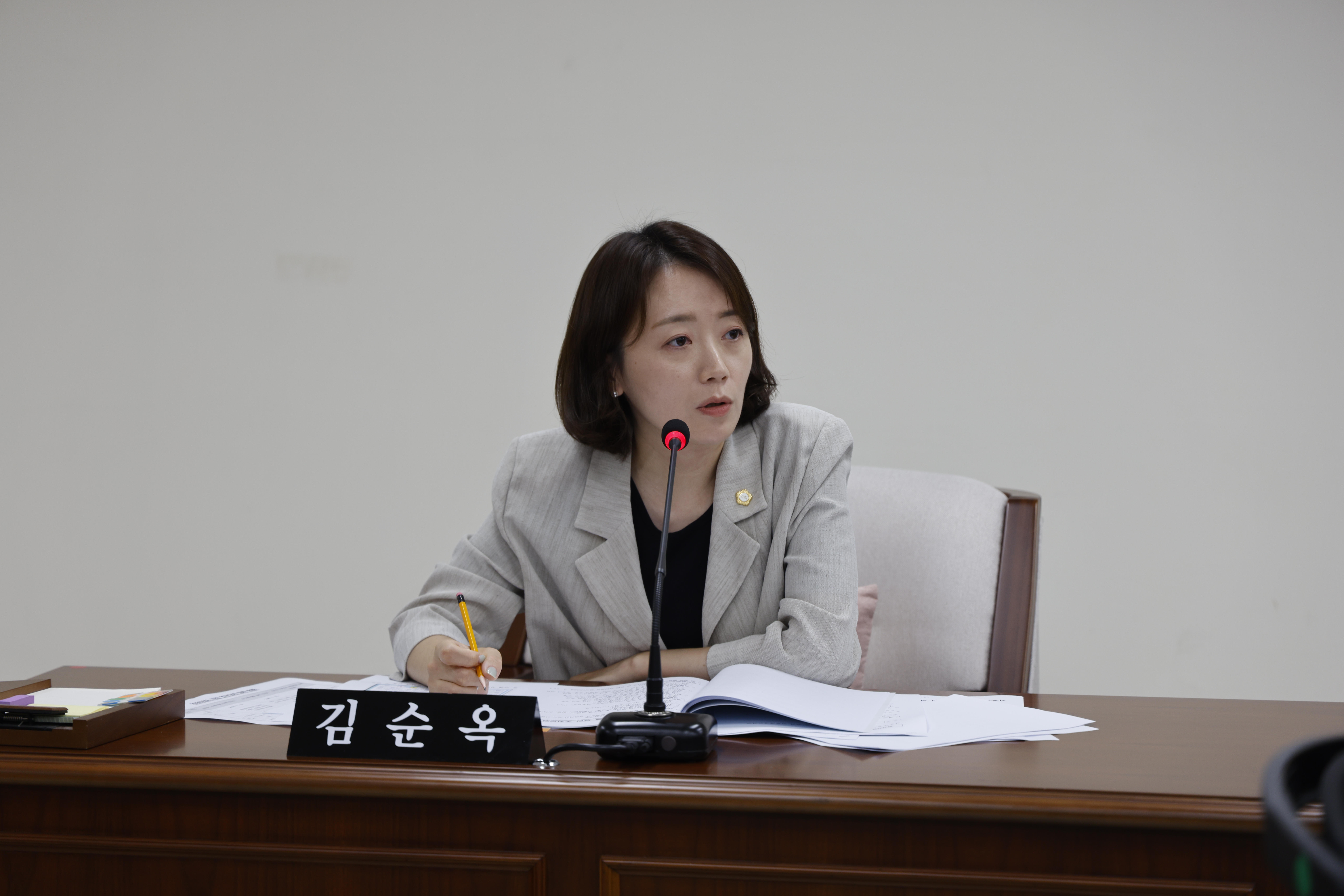 '운영위원회 제1차회의(제322회 임시회)' 게시글의 사진(4) '04김순옥의원.JPG'