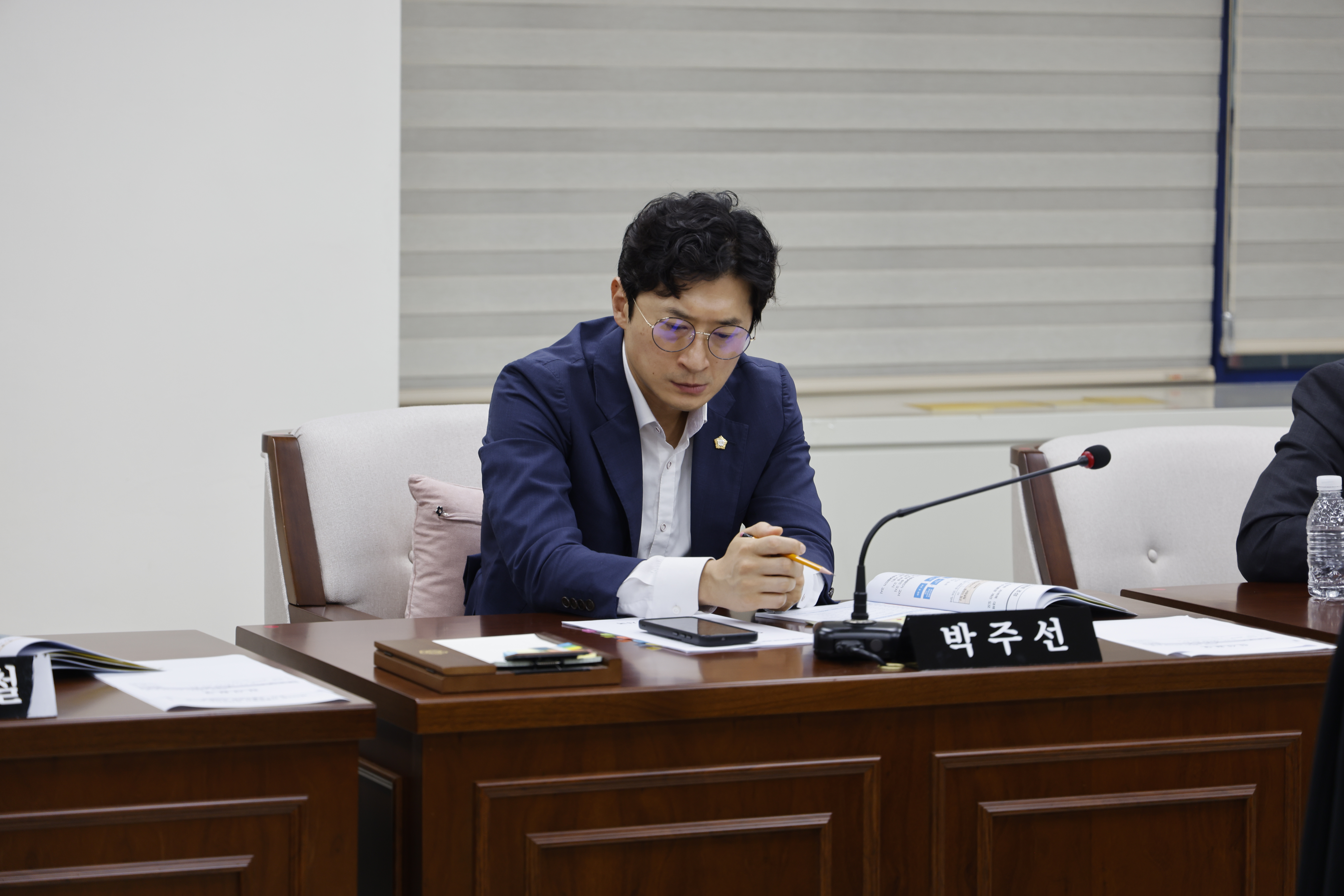 '도시교통위원회 제3차회의(제322회 임시회)' 게시글의 사진(6) '06박주선의원.JPG'
