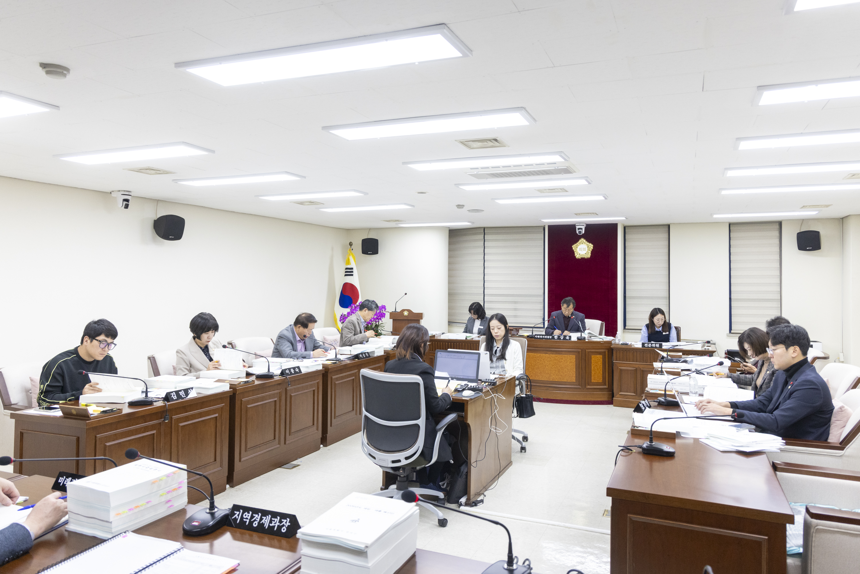 '미래복지위원회 제1차회의(제316회 제2차정례회)' 게시글의 사진(1) '20251127 미래복지위원회 제1차회의 (18).jpg'