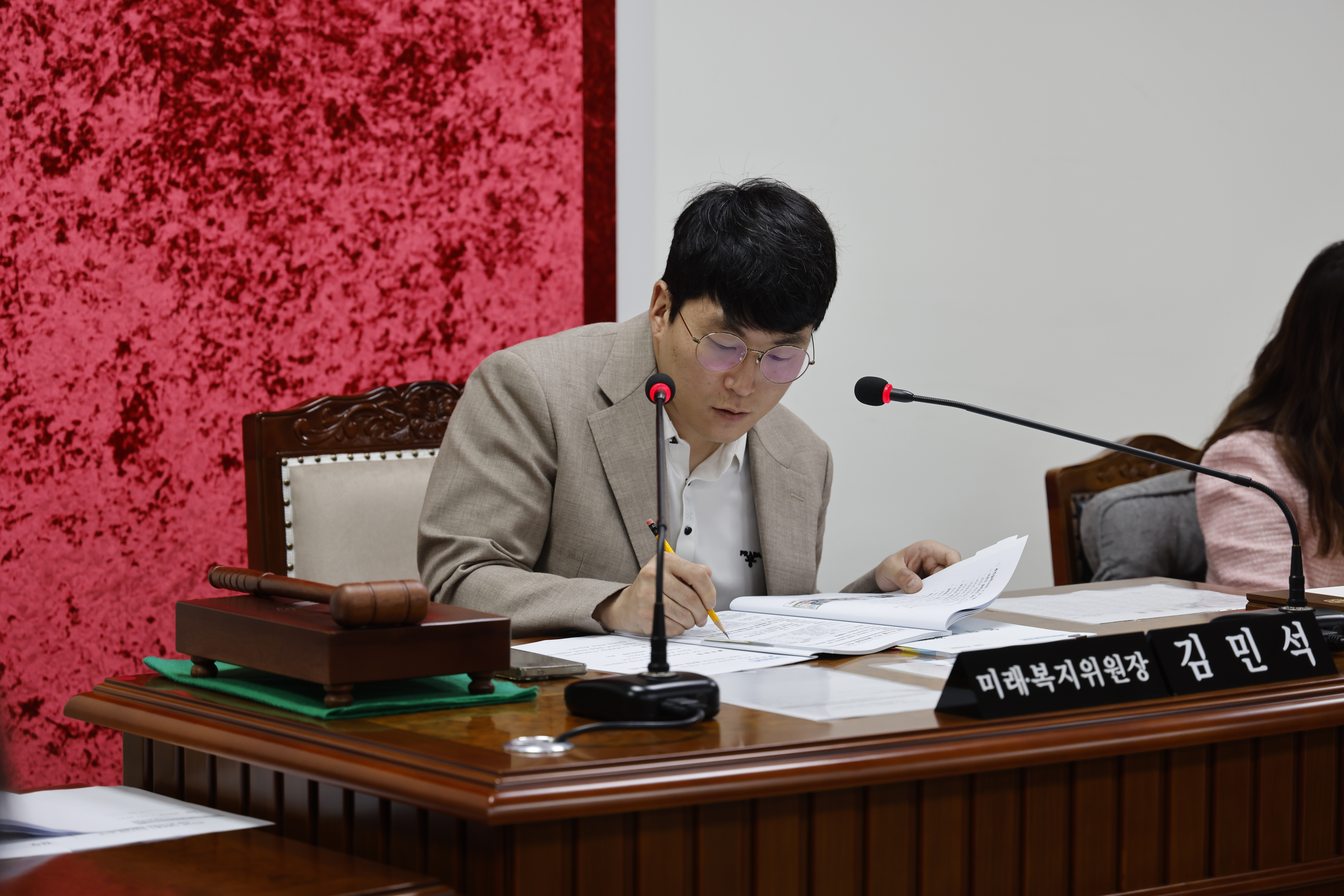 '미래복지위원회 제3차회의(제322회 임시회)' 게시글의 사진(1) '01김민석위원장.JPG'
