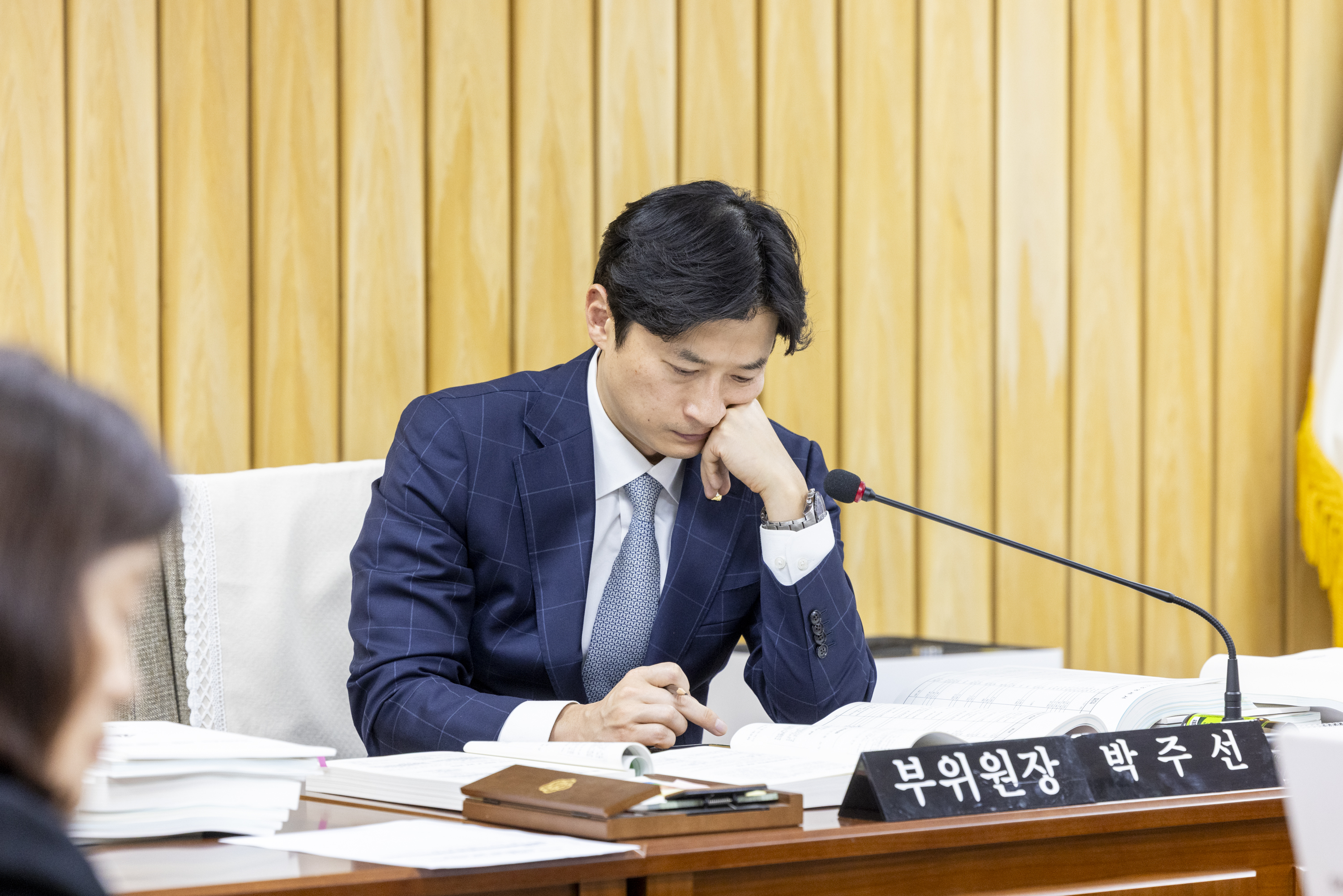 '도시교통위원회 제1차회의(제316회 제2차정례회)' 게시글의 사진(3) '20251127 도시교통위원회 제1차회의 (53).jpg'