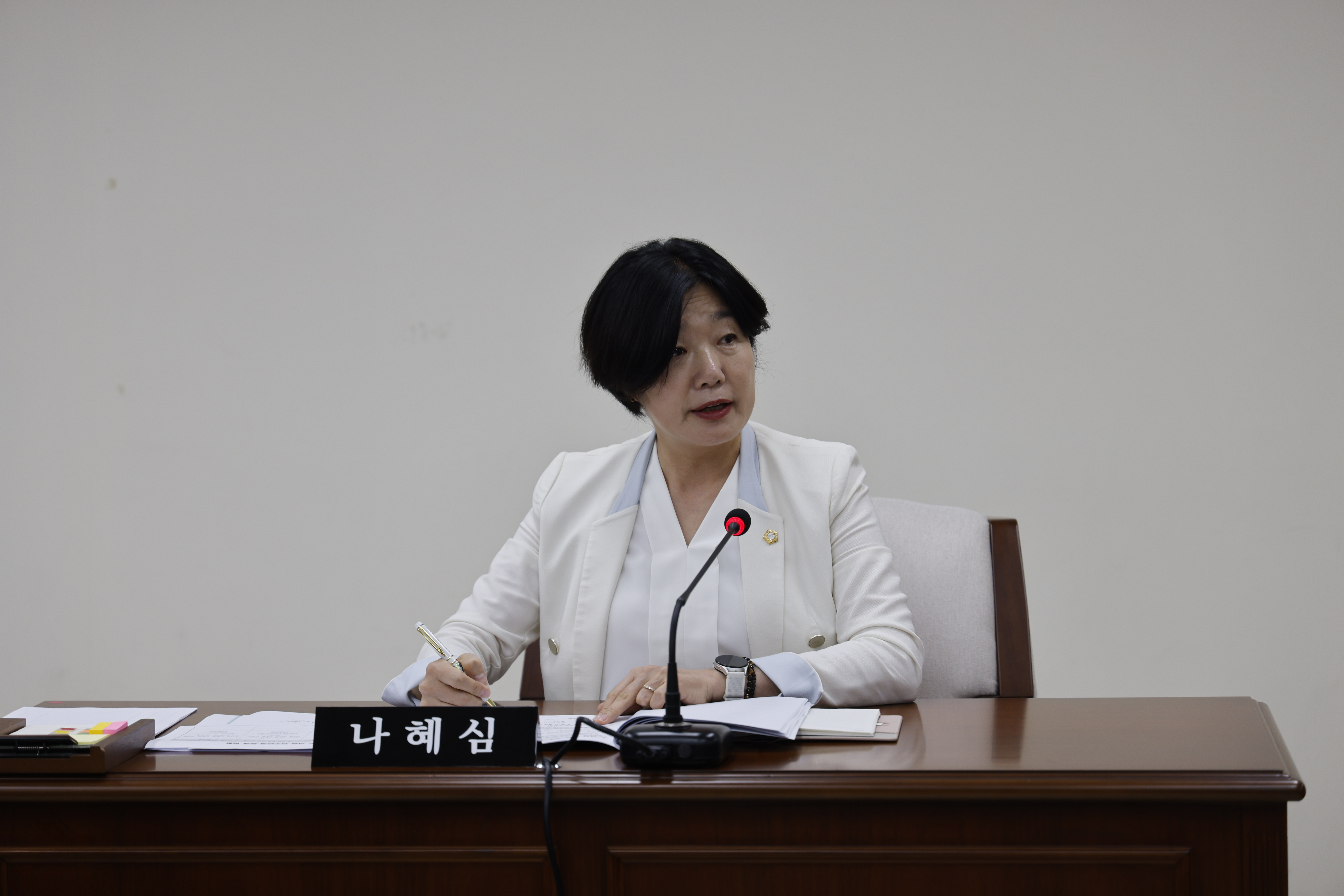 '운영위원회 제1차회의(제322회 임시회)' 게시글의 사진(8) '08나혜심의원.JPG'
