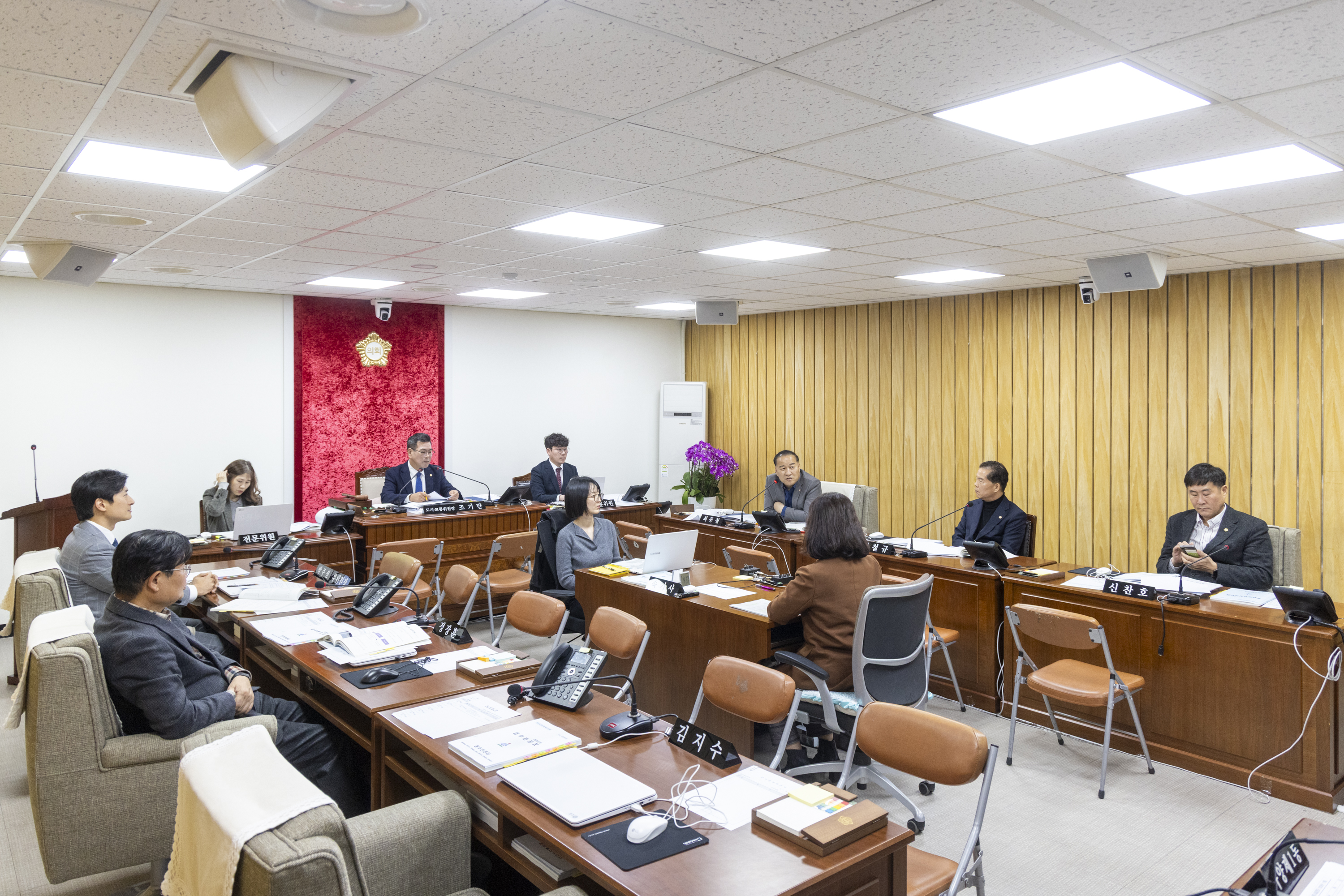 '도시교통위원회 행정사무감사 제6-7차회의(제316회 제2차 정례회)' 게시글의 사진(1) '20251125-26 도시교통위원회 제6-7차회의 (59).jpg'