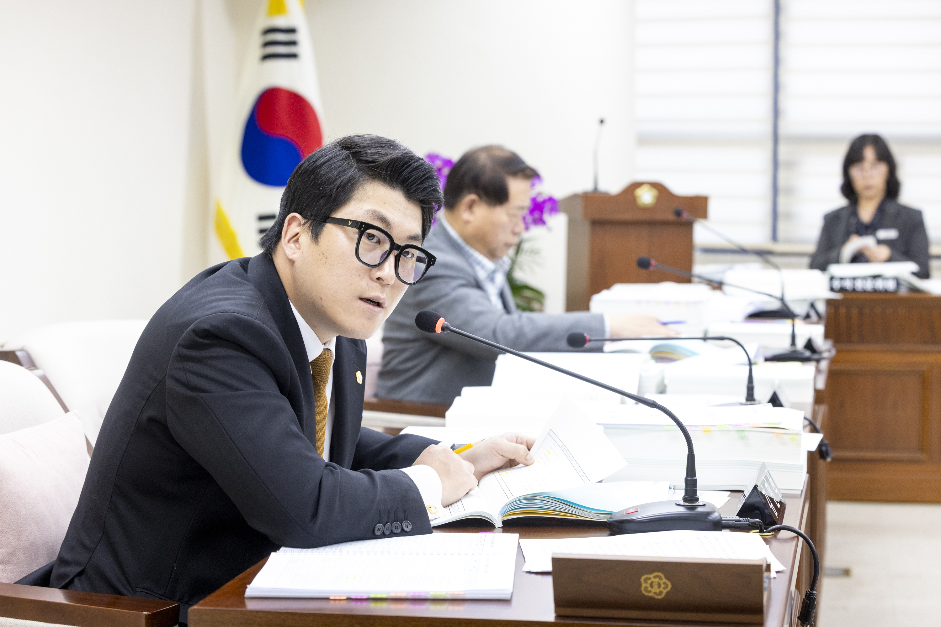 '미래복지위원회 제2차회의(제316회 제2차정례회)' 게시글의 사진(8) '20251128 미래복지위원회 제2차회의 (33).jpg'