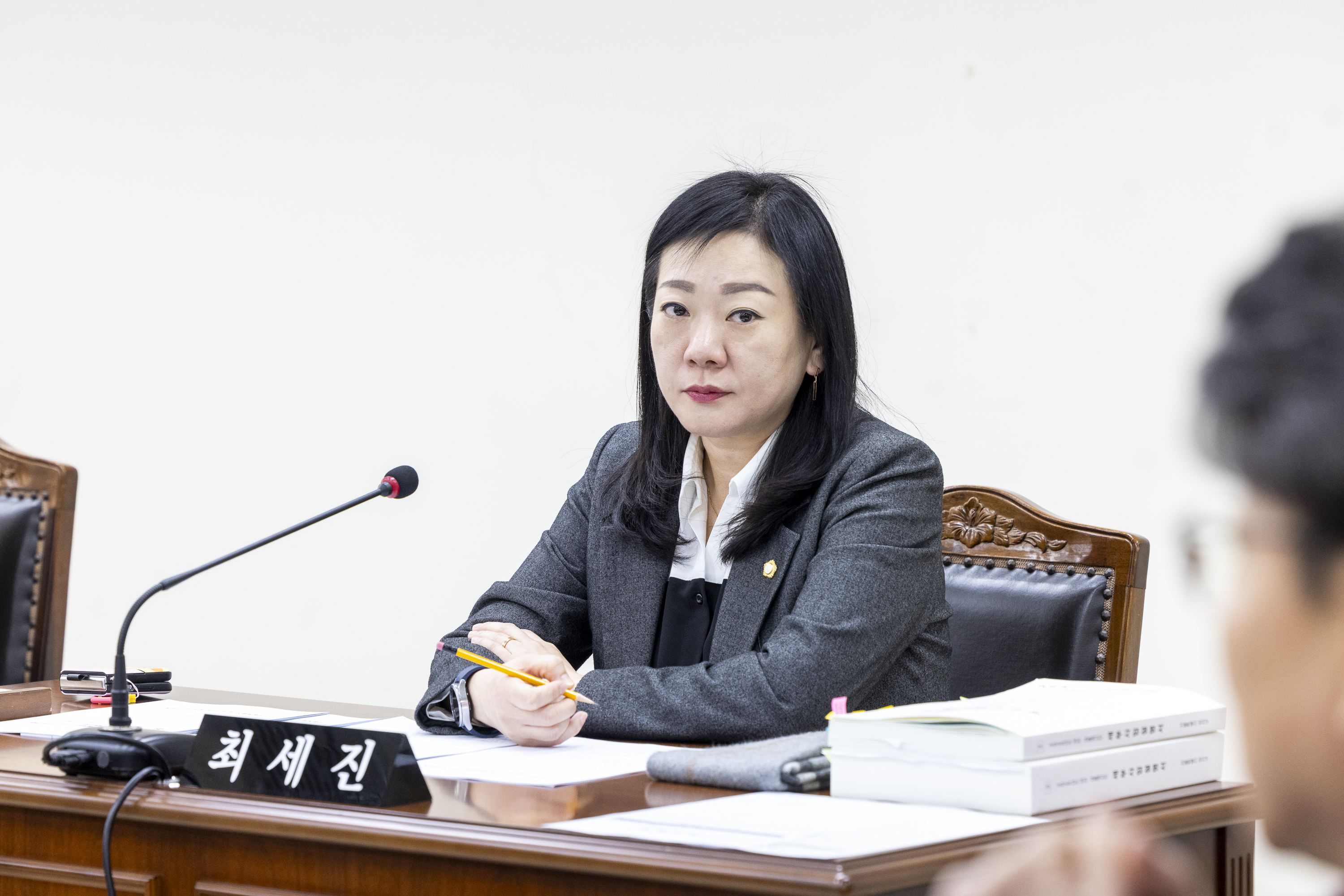 '행정재무위원회 제5차회의(제317회 임시회)' 게시글의 사진(7) '20260202 행정재무위원회 제5차회의 (11).jpg'