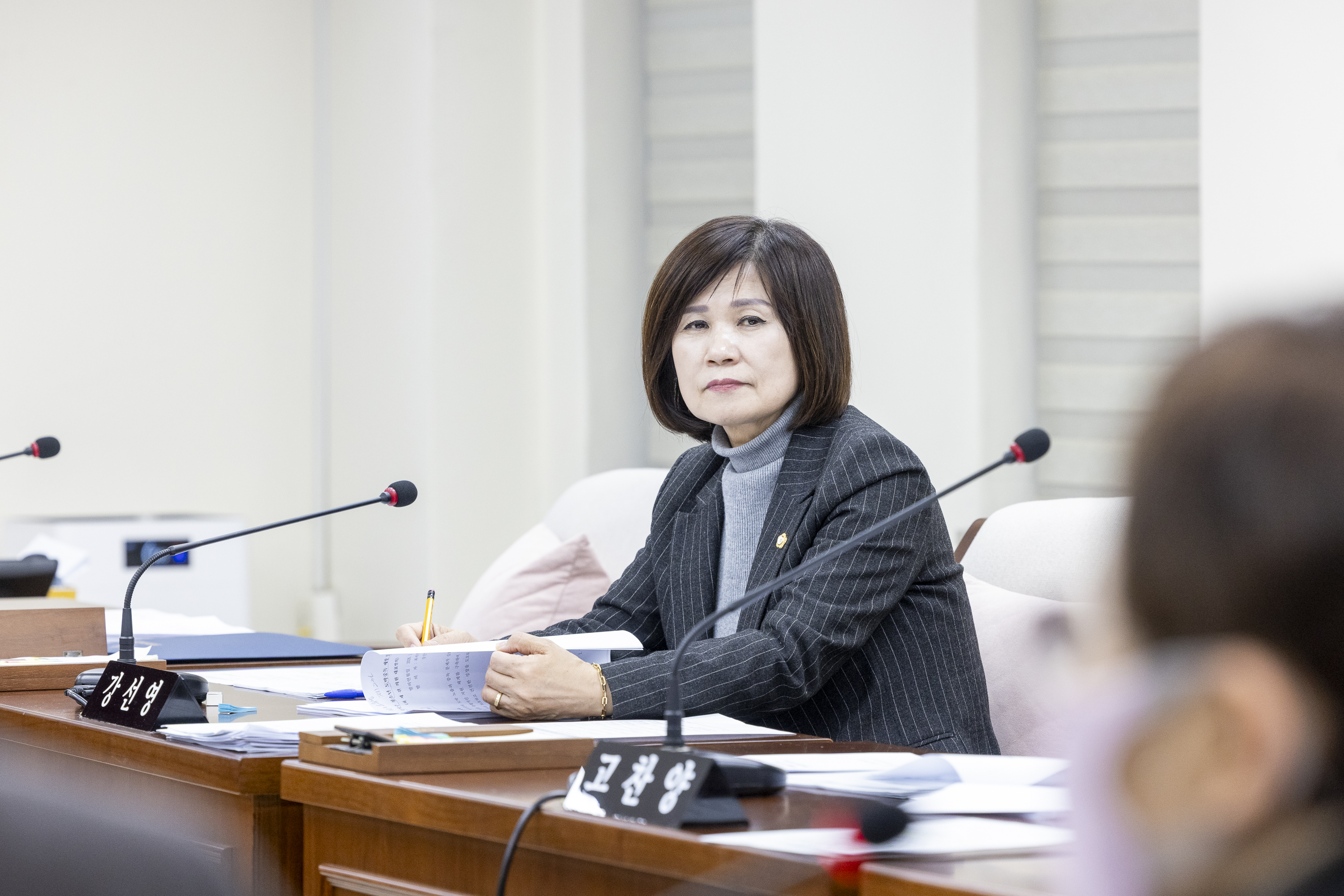 '미래복지위원회 제5차회의(제317회 임시회)' 게시글의 사진(5) '20260202 미래복지위원회 제5차회의 (108).jpg'