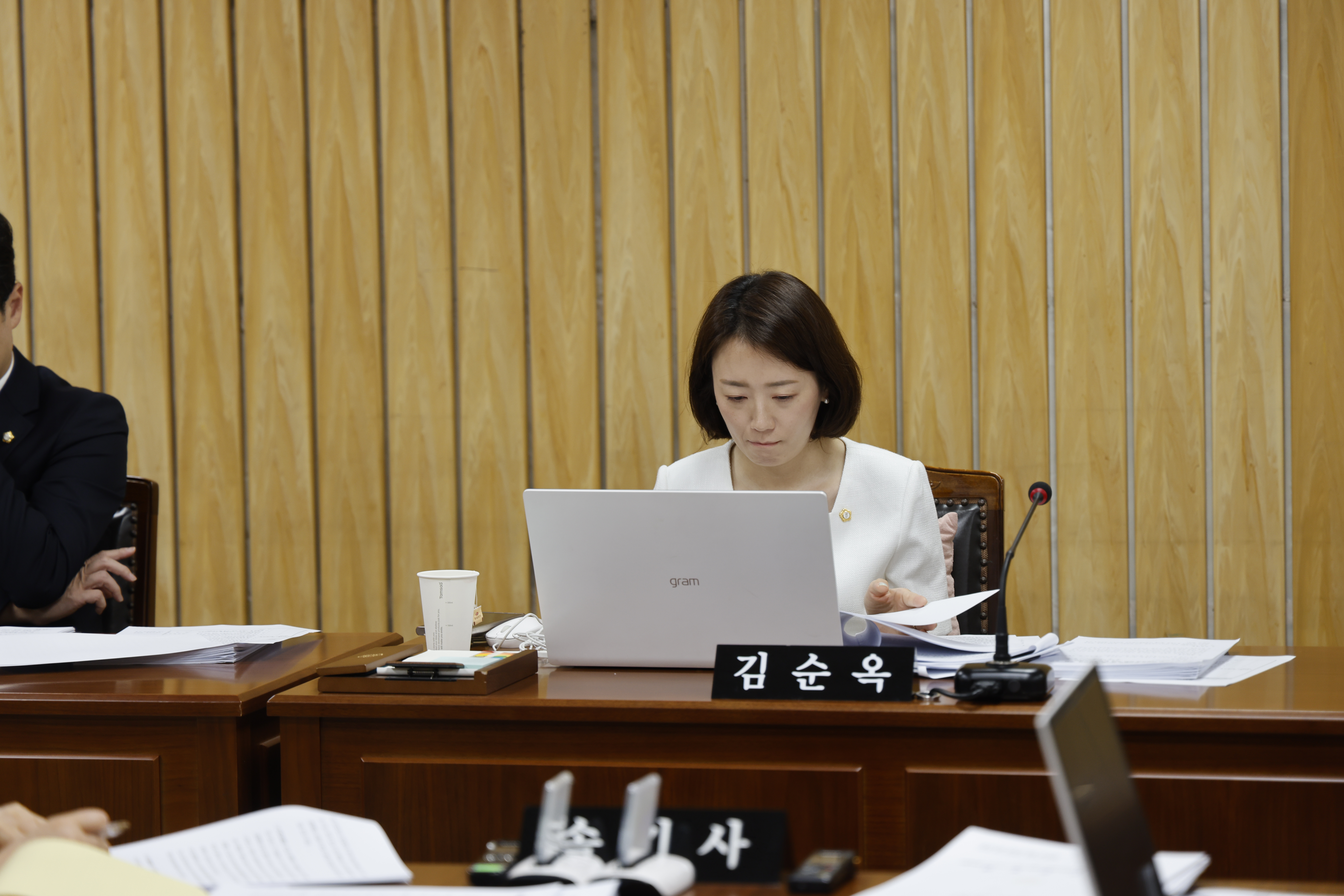 '미래복지위원회 제4차회의(제322회 임시회)' 게시글의 사진(5) '05김순옥의원2.JPG'
