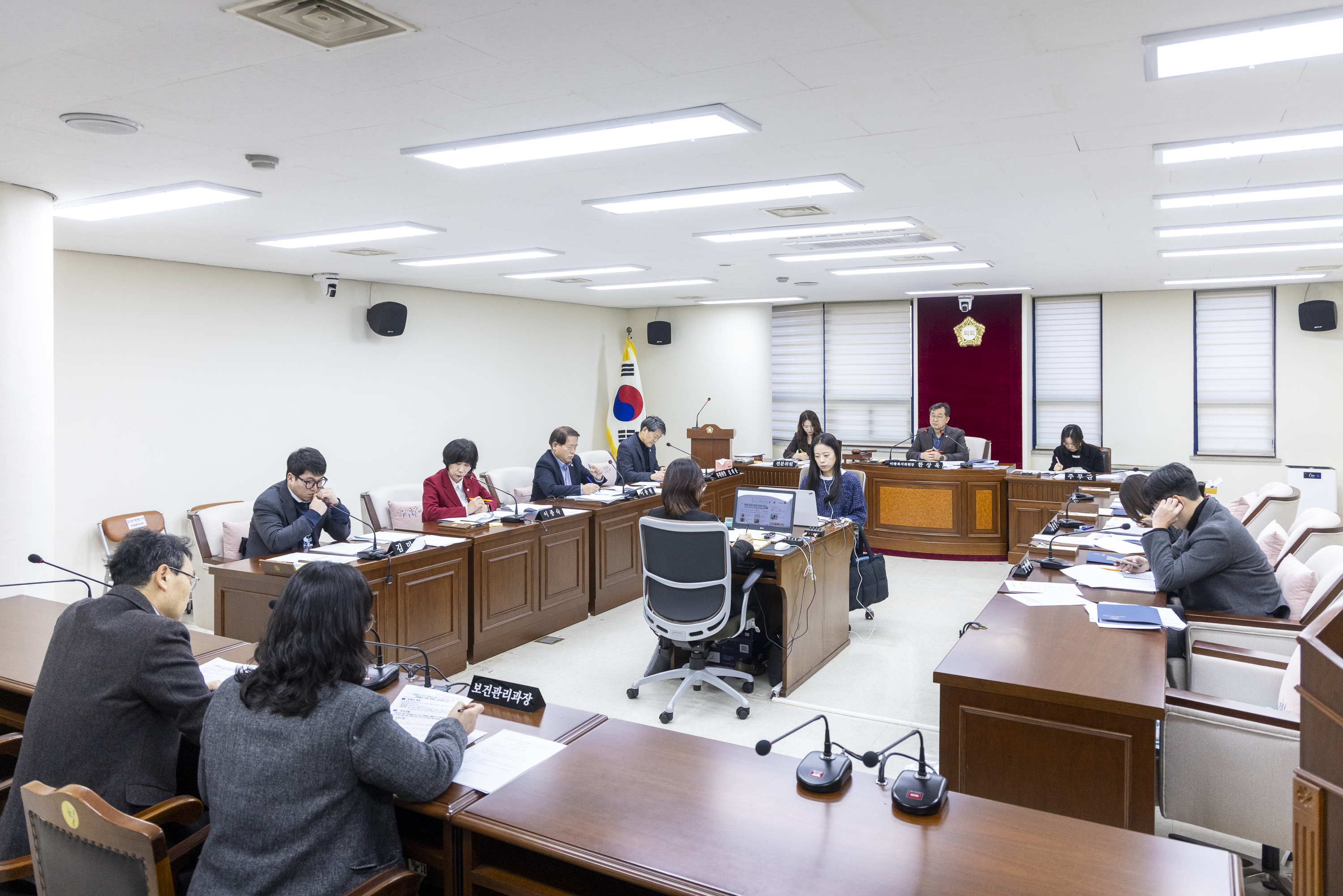 '미래복지위원회 제5차회의(제317회 임시회)' 게시글의 사진(1) '20260202 미래복지위원회 제5차회의 (90).jpg'