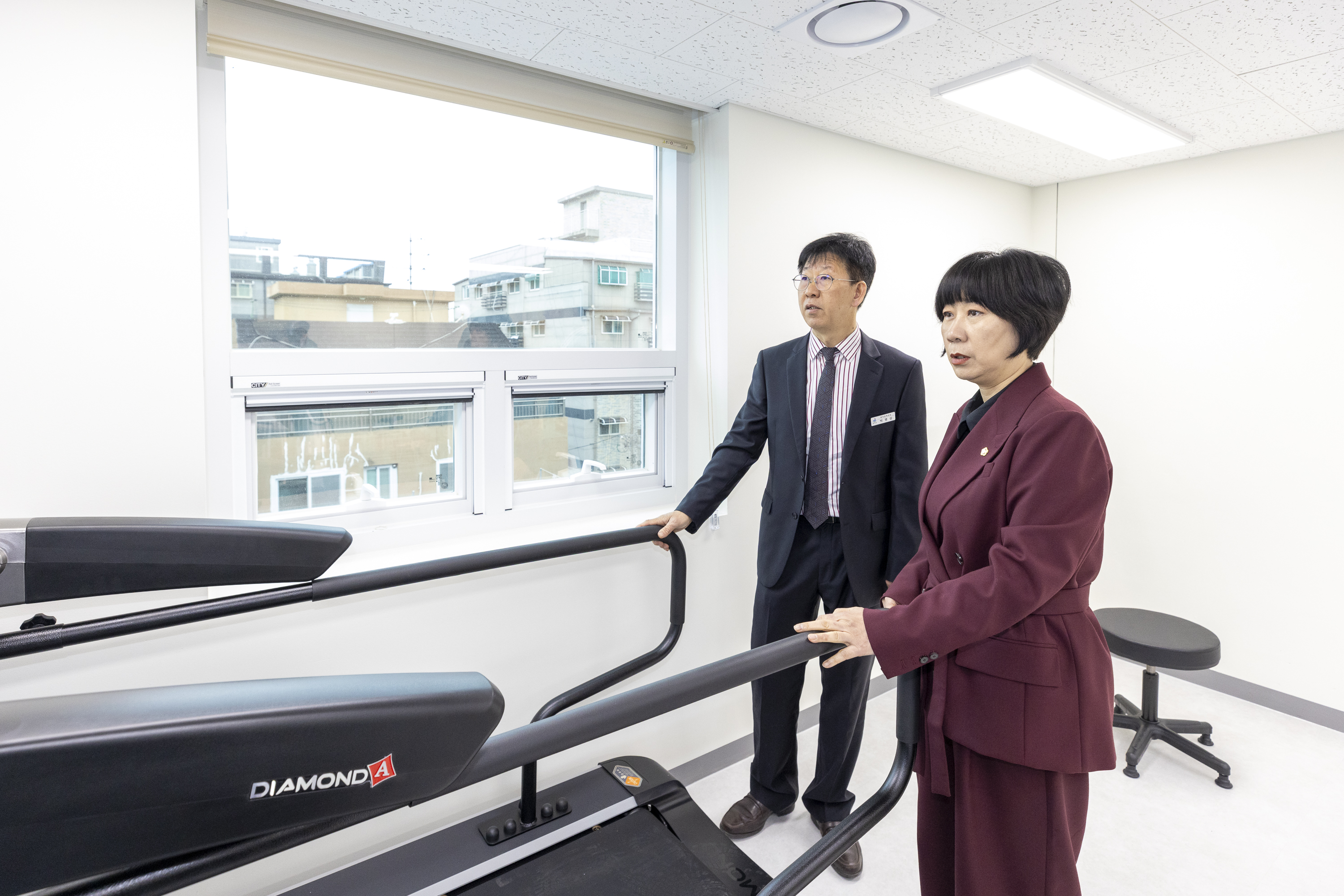 '미래복지위원회 현장방문-강서구보훈회관(제318 임시회)' 게시글의 사진(7) '20260318 미래복지현장방문-보훈회관 (26).jpg'