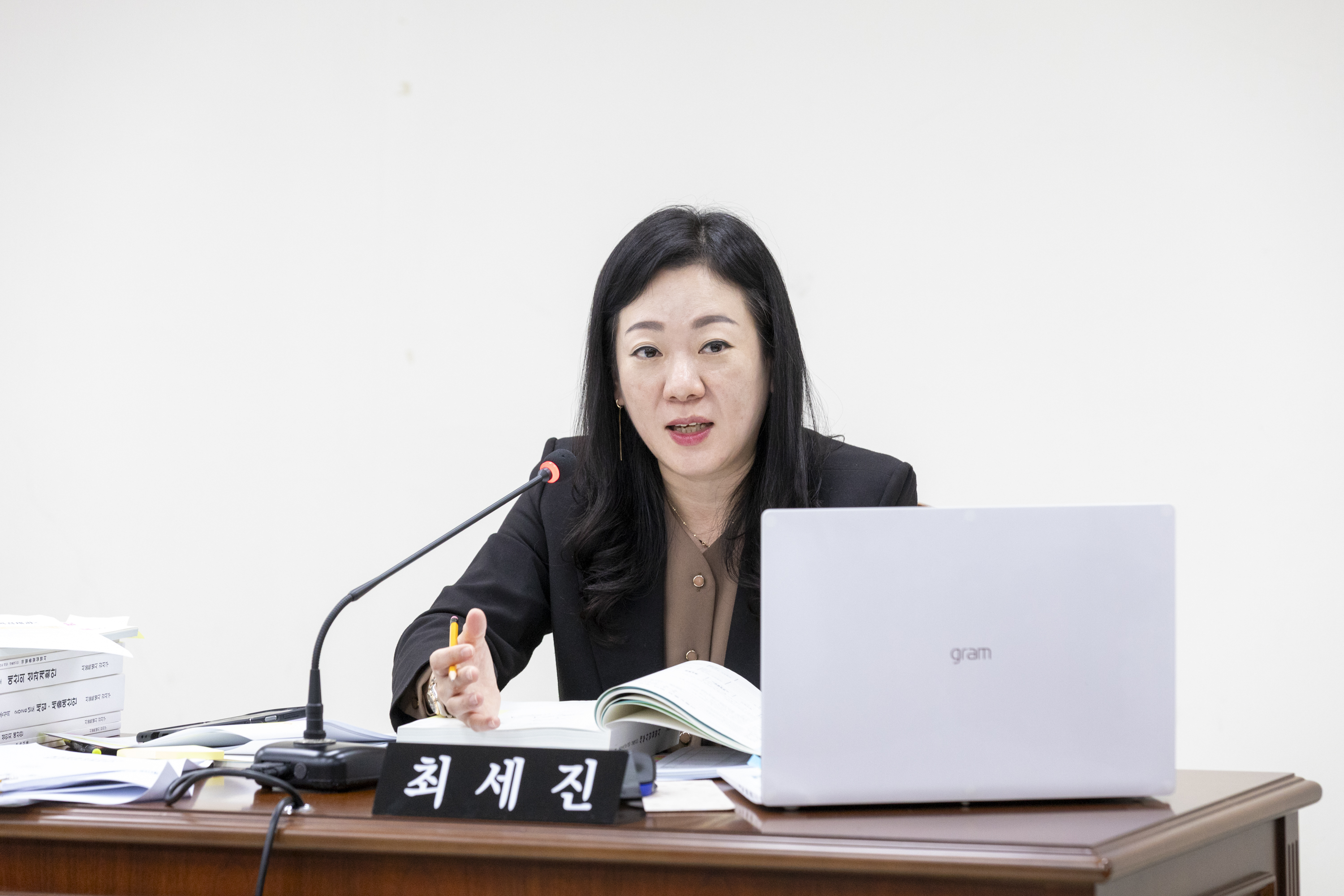 '예산결산특별위원회 제5차회의(제316회 제2차정례회)' 게시글의 사진(7) '2Z1A2438.JPG'