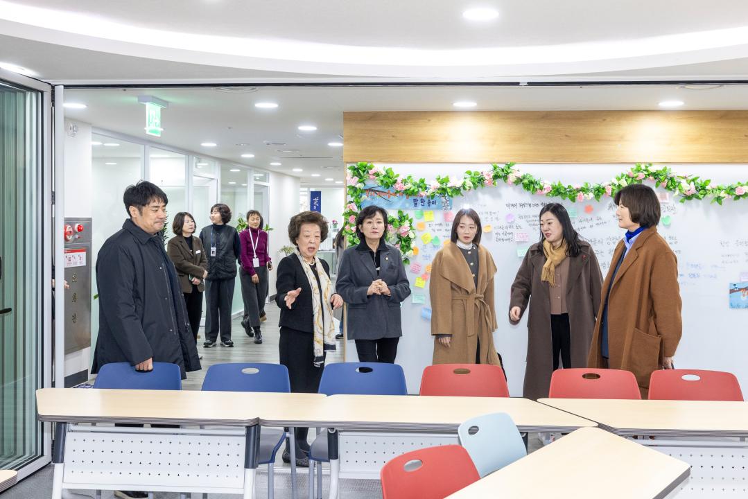 '행정재무위원회 현장방문-강서구진로직업체험센터' 게시글의 사진(4) '20260204 행정재무위원회 현장방문-강서진로직업체험센터 (19).jpg'