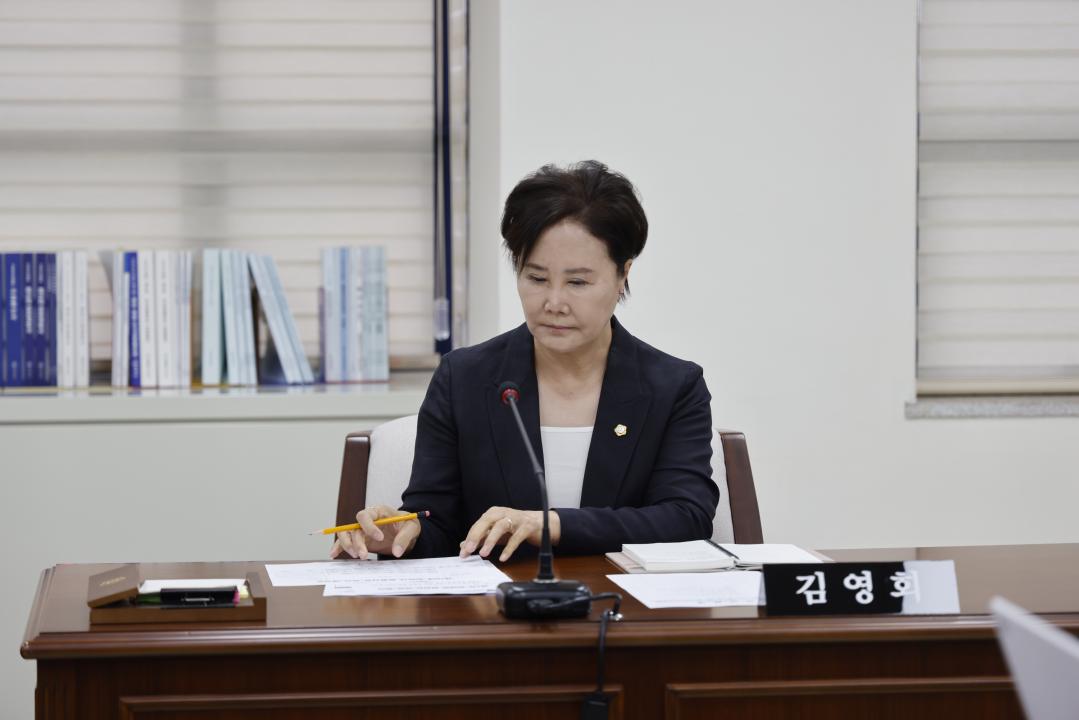 '운영위원회' 게시글의 사진(4) '04김영회의원.JPG'