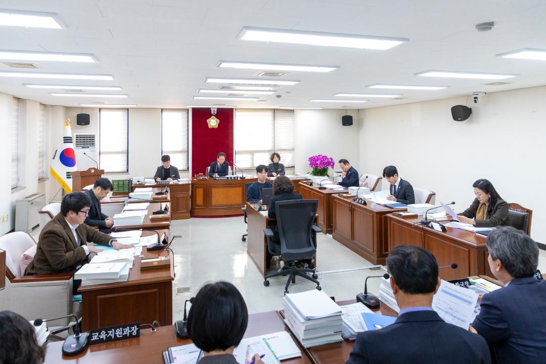 '예산결산특별위원회 제3차회의(제316회 제2차정례회) (1)' 게시글의 사진(1) '20251209 예산결산특별위원회 제3차회의(제316회 제2차정례회) (1).jpg'