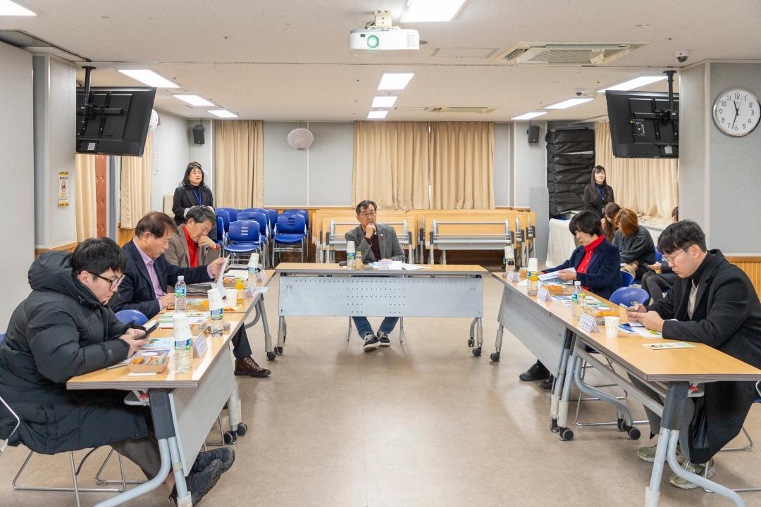 '미래복지위원회 현장방문-강서구육아종합지원센터' 게시글의 사진(8) '20260204 미래복지현장방문-강서구육아종합지원센터 (23).jpg'