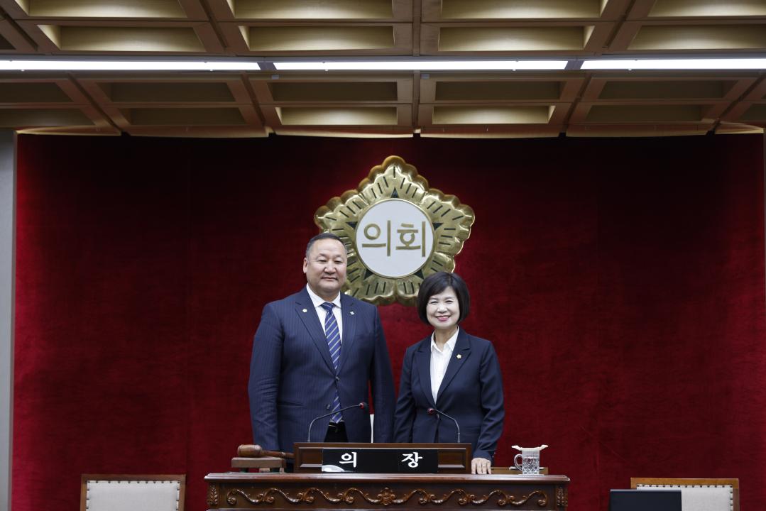 '몽골 웁스도 대표단 강서구의회 방문' 게시글의 사진(6) '06.JPG'