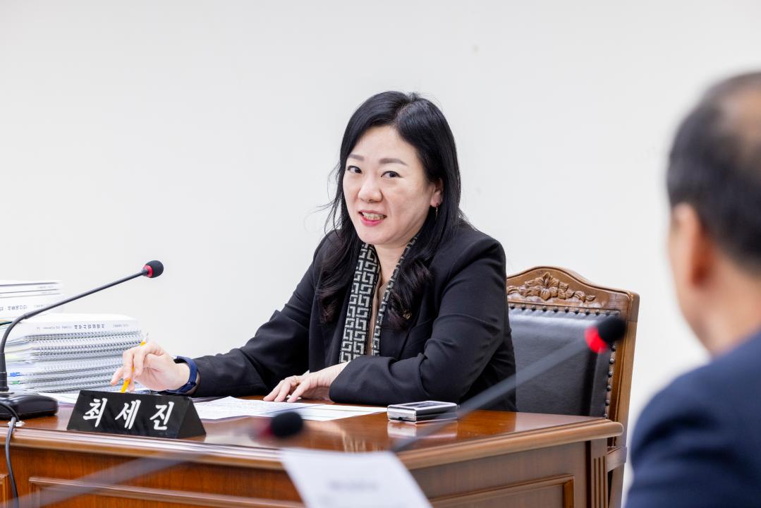 '예산결산특별위원회 제10차회의(제316회 제2차정례회)' 게시글의 사진(8) '_68A3132.JPG'