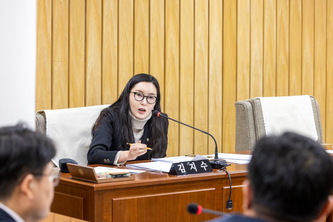 '도시교통위원회 제5차회의(제317회 임시회)' 게시글의 사진(6) '20260202 도시교통위원회 제5차회의 (37).jpg'