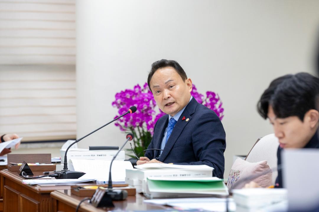 '예산결산특별위원회 제5차회의(제316회 제2차정례회)' 게시글의 사진(4) '2Z1A2242.JPG'