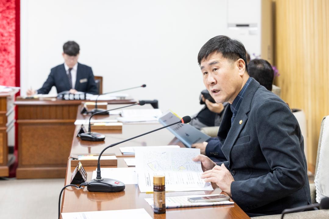 '도시교통위원회 제1-4차회의(제317회 임시회)' 게시글의 사진(7) '20260129 도시교통위원회 제3차회의 (21).jpg'