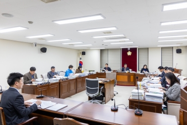 예산결산 특별위원회 제10-11차 회의